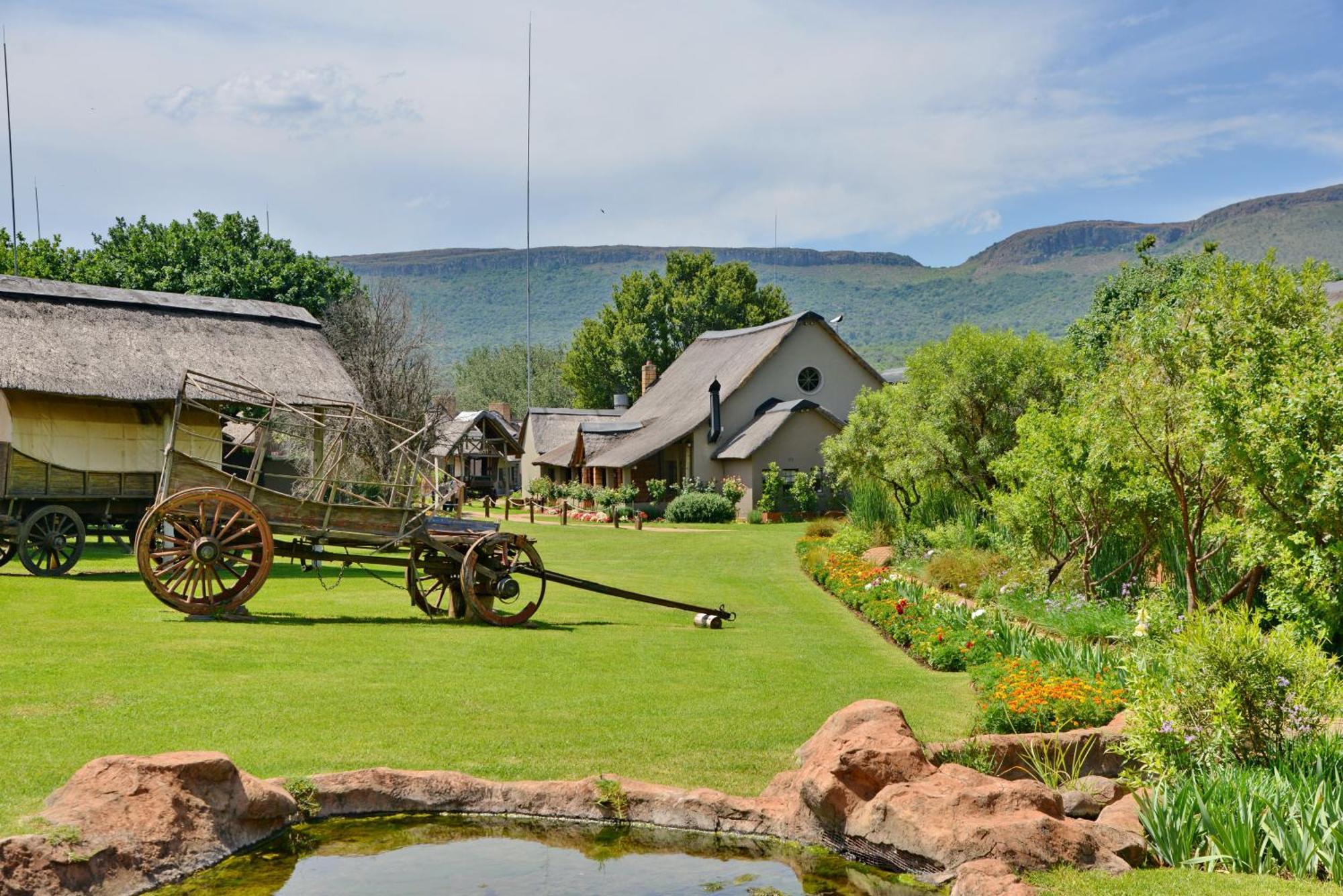 African Hills Safari Lodge & Spa Magaliesburg Esterno foto